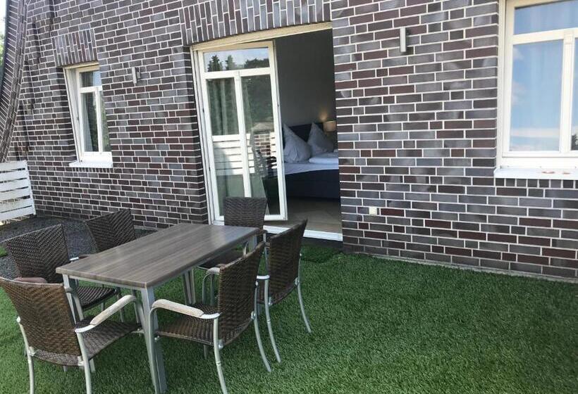 Четырехместный Номер Классик, Ds Hotel Restaurant Gronau