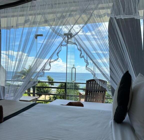 اتاق لوکس با بالکن و چشم‌انداز دریا, Mirissa Gate Resort