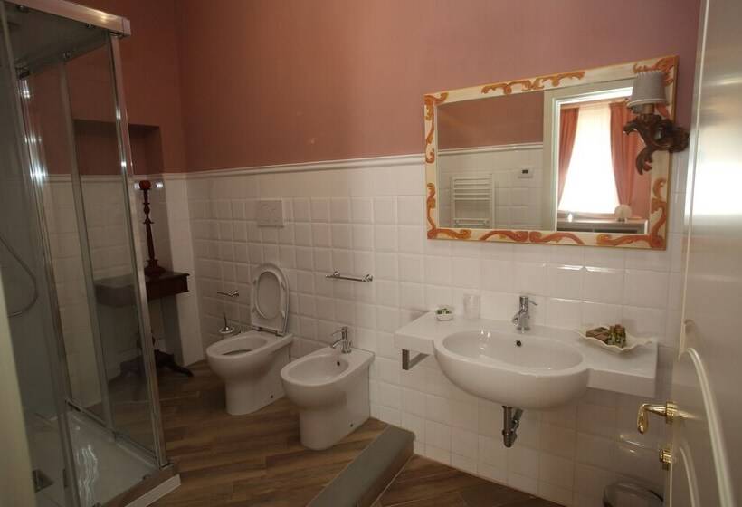 اتاق لوکس سه تخته, Villa Agnolaccio Residenza D'epoca