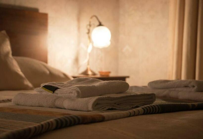 标准间, Sandy Point B&b