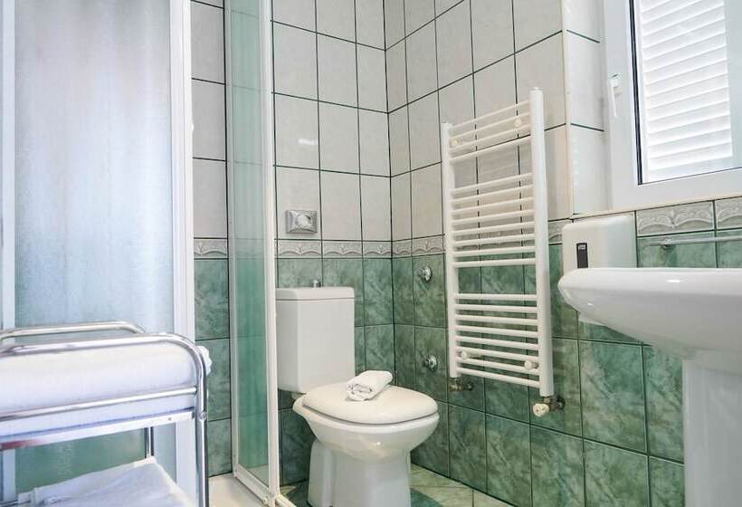 اتاق استاندارد با بالکن و چشم‌انداز دریا, Belvedere
