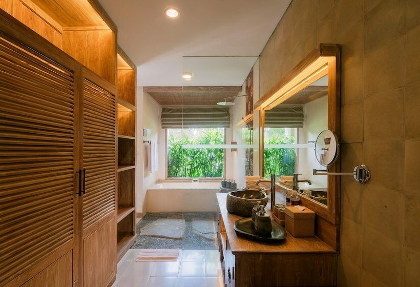 Suite, The Udaya Resorts And Spa