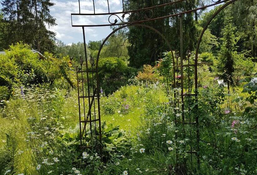 Номер Стандарт с Террасой, Le Jardin De Saint Jean
