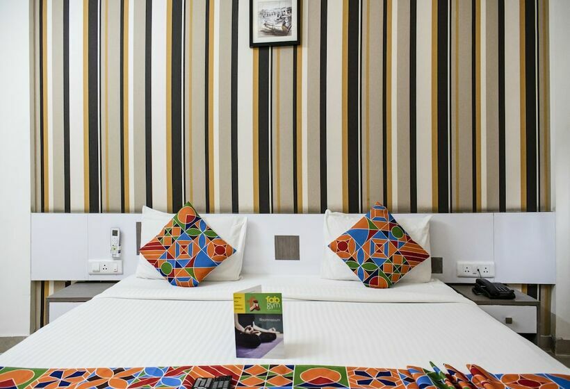 Номер Deluxe, Fabhotel Brook Elan Viman Nagar