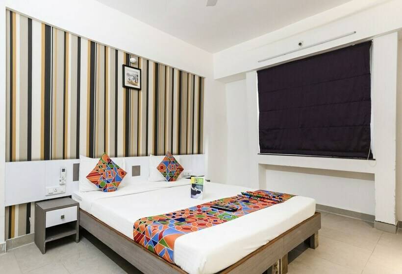 Номер Deluxe, Fabhotel Brook Elan Viman Nagar