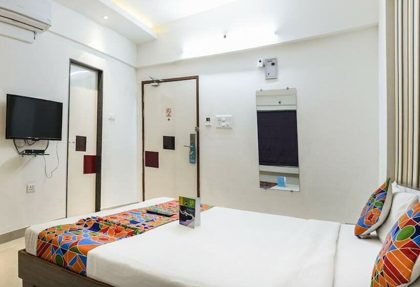 Номер Deluxe, Fabhotel Brook Elan Viman Nagar