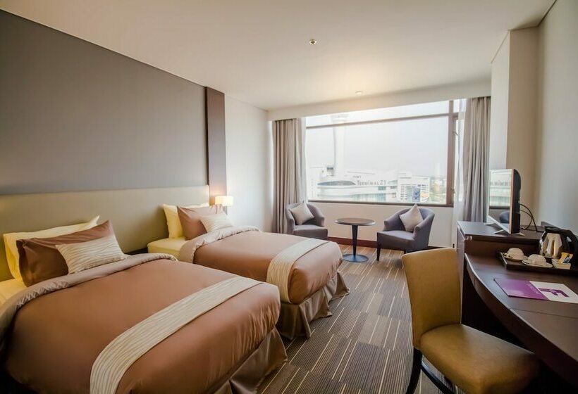 Номер Deluxe Вид на Город, Fortune Hotel Korat  Sha Plus