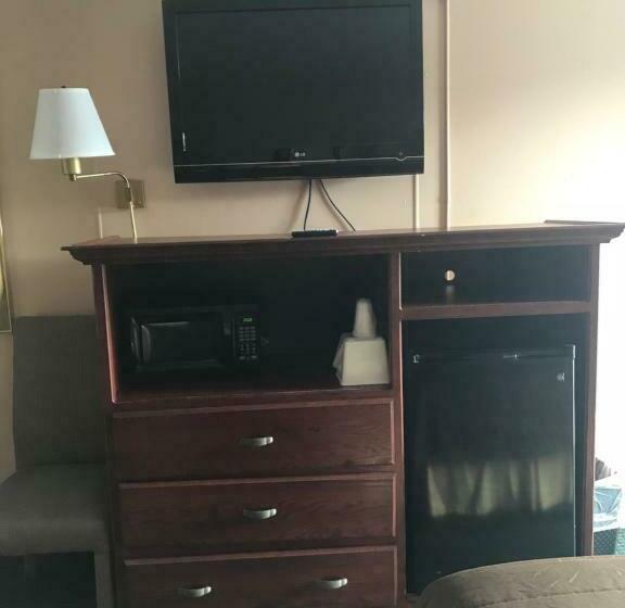 Стандартный Номер Кровать Кинг, Redwood Inn