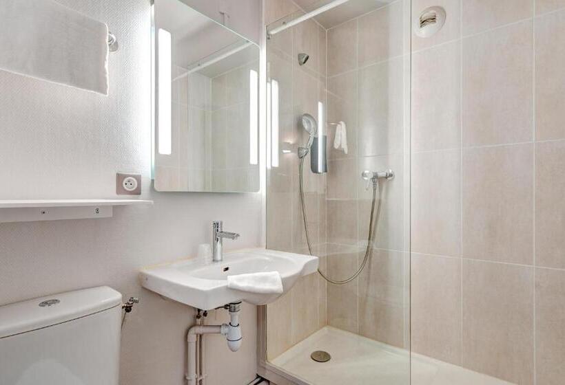 Номер Стандарт, B&b Hotel Louveciennes