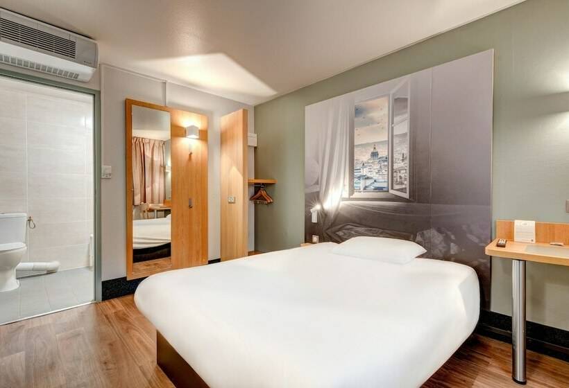 Номер Стандарт Адаптированный для Инвалидов, B&b Hotel Louveciennes