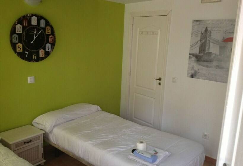 스탠다드 룸, Bhg Hostel Secar De La Real