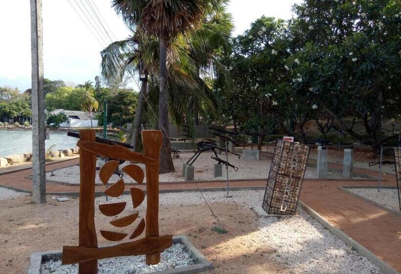 اتاق اکونومی, Nilaveli Beach Rooms