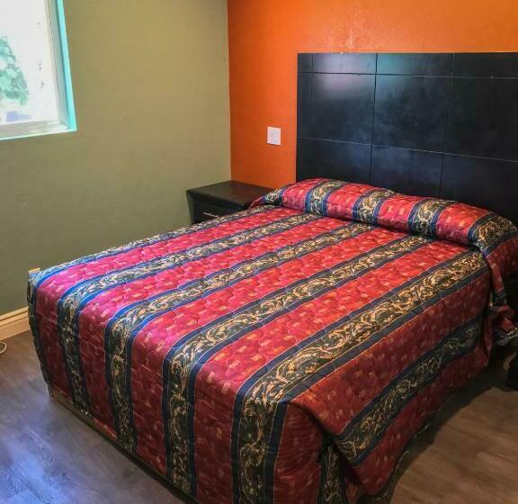 标准间, Highland Park Motel