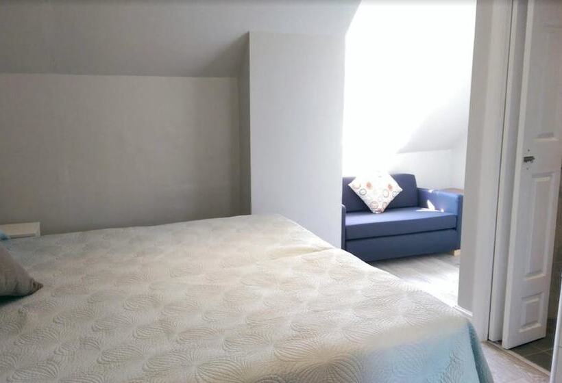 Номер Стандарт, Glendevon House