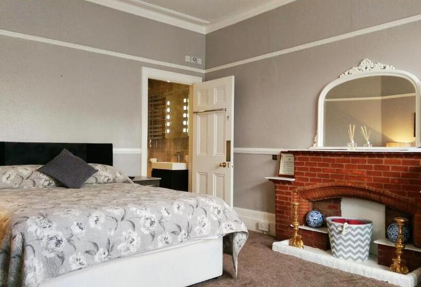 Семейный Номер, Glendevon House