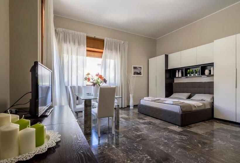 Семейное Студио, Villa Lazzari B&b Tra I Due Mari