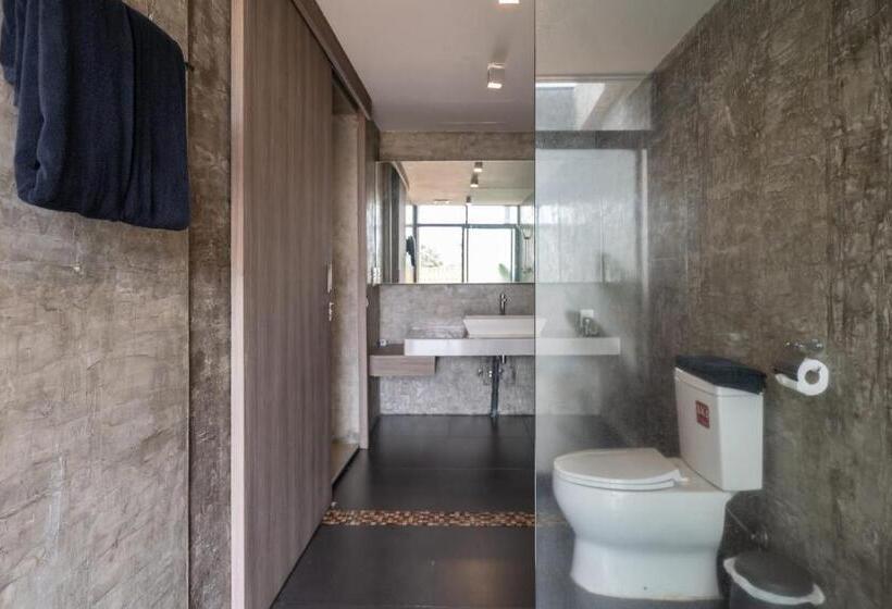 전용 풀장 스위트, Veravian Resort