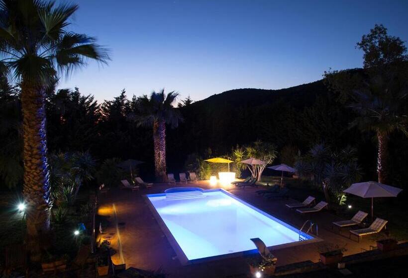 Трехместный Superior Вид на Море, Villa Tresino B&b