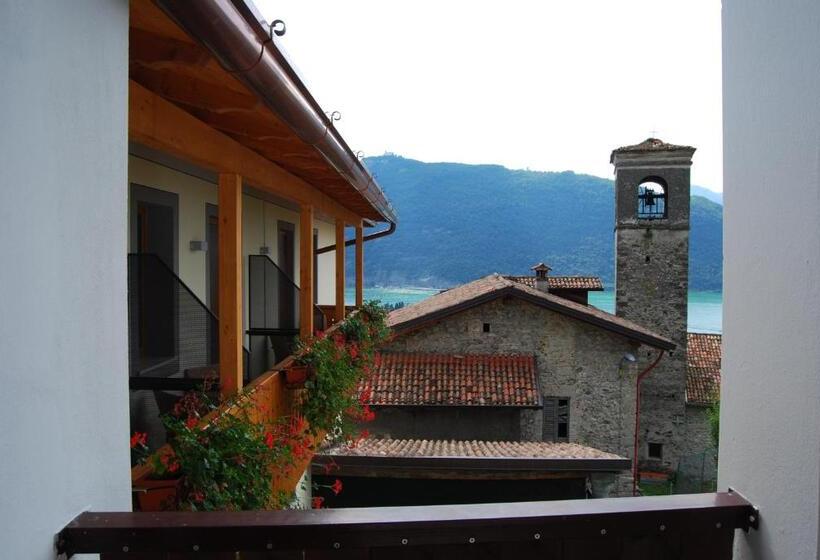 Номер Стандарт Вид на Озеро, Albergo Ristorante Orazio