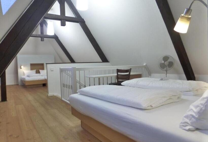 Семейный Номер, Jugendstilhotel Trifels
