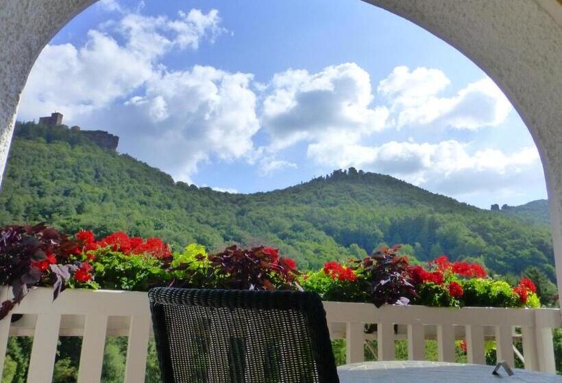 Номер Superior, Jugendstilhotel Trifels