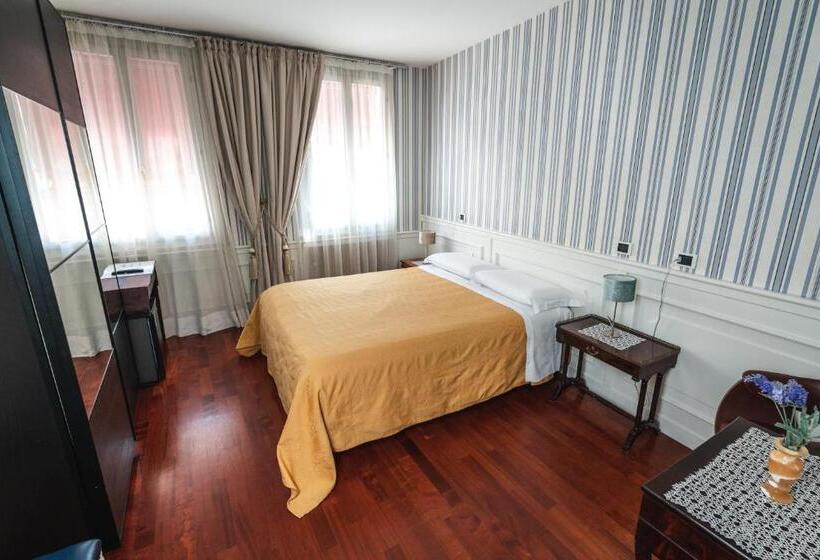 اتاق استاندارد با چشم‌انداز باغ, Villa Noctis