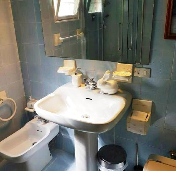 اتاق استاندارد با بالکن و چشم‌انداز دریا, B&b Tre Mari Portofino