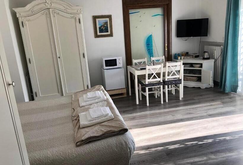 سوئیت جونیور خانوادگی, Rosmarino