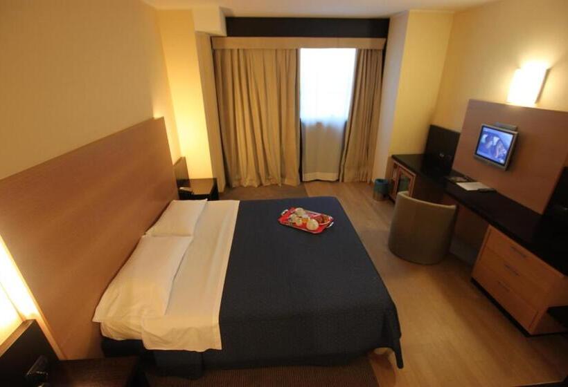 اتاق استاندارد, Golf Hotel Milano