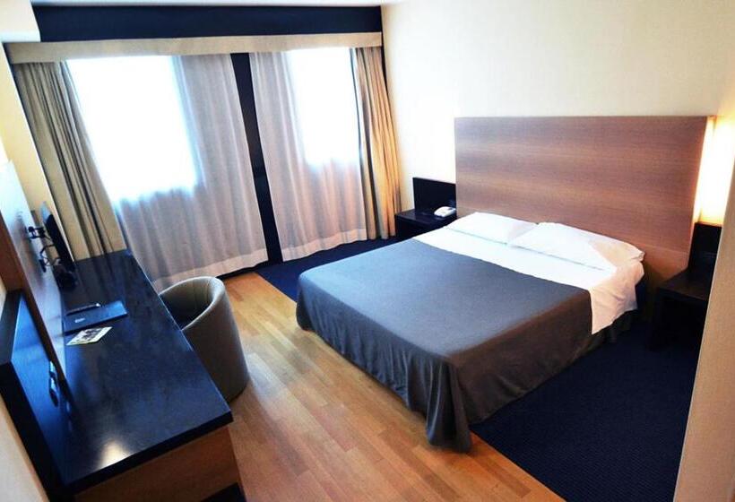 اتاق استاندارد, Golf Hotel Milano