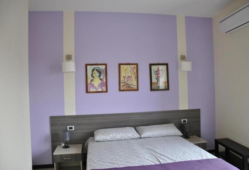 Номер Стандарт с Балконом, Casa Natia