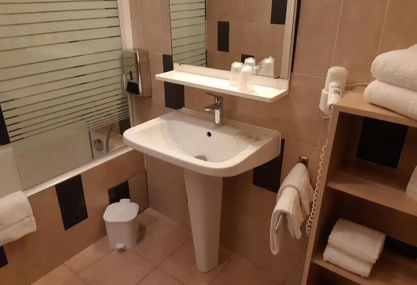 4인용 스탠다드 룸, Hôtel Beach
