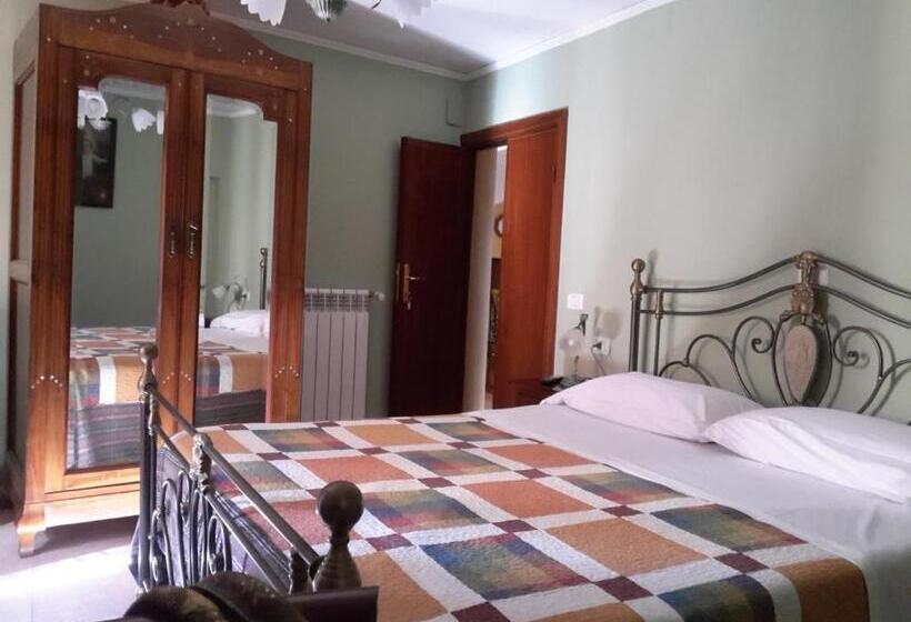 Standard room with outdoor bath, La Casa Dei Nonni B&b