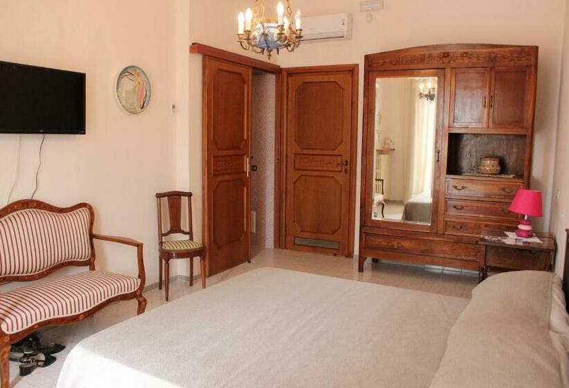 Номер Стандарт с Балконом, Casa Prunilla