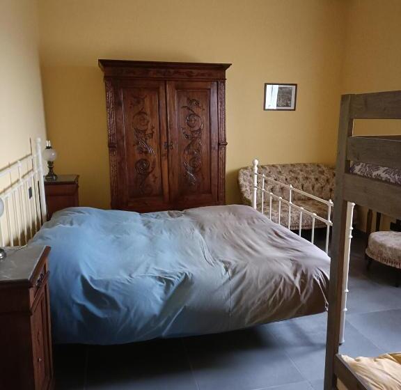 패밀리 룸, Rosatea B&b