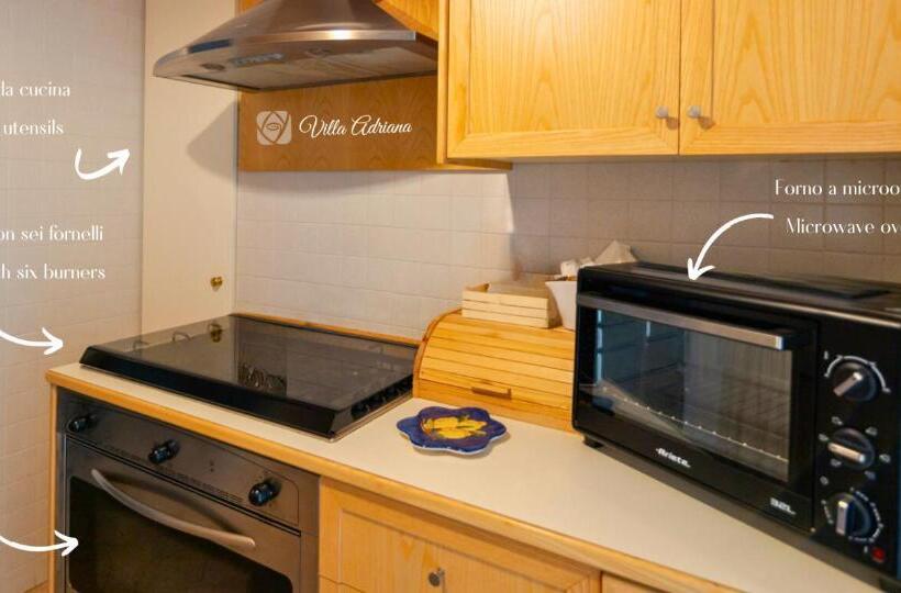 اتاق لوکس, B&b Villa Adriana