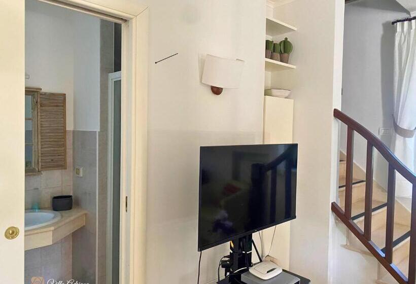 اتاق استاندارد با چشم‌انداز استخر, B&b Villa Adriana