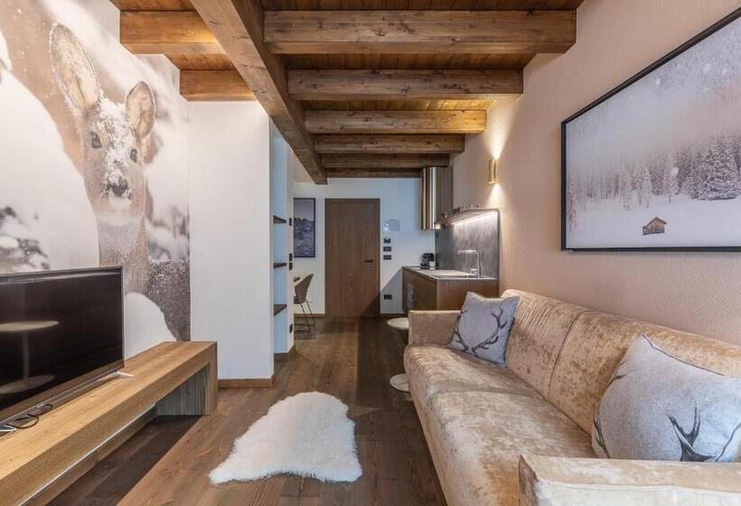 Апартаменты 1 Спальня с Балконом, Cima Dodici B&b   Apartments