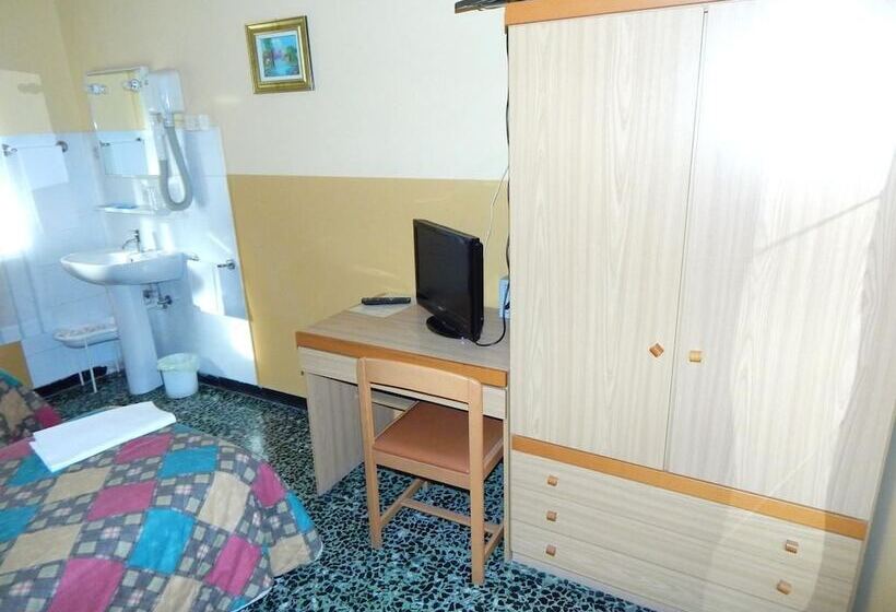 스탠다드 룸 공동 욕실, Albergo Torino