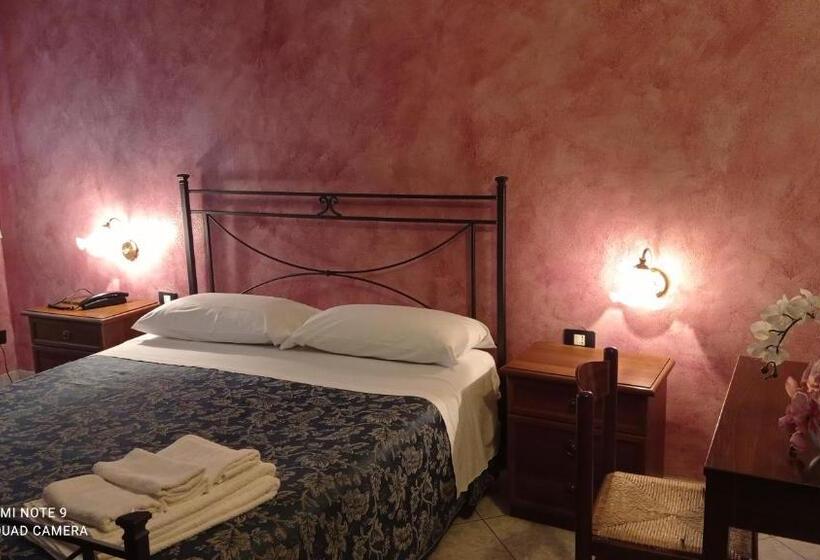 标准三人间, Albergo B&b Antica Trattoria Bacco