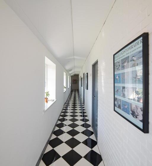 Номер Стандарт Четырехместный Совместный Санузел, Poppelgaarden Rømø   Hostel