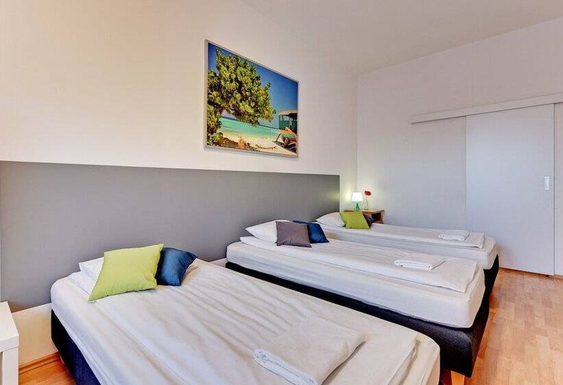 חדר סטנדרט לשלושה, Nice Rooms   Pokoje Gościnne