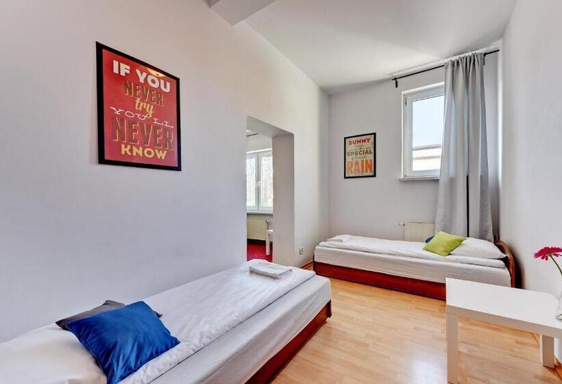 חדר סטנדרט חדר אמבטיה משותף, Nice Rooms   Pokoje Gościnne