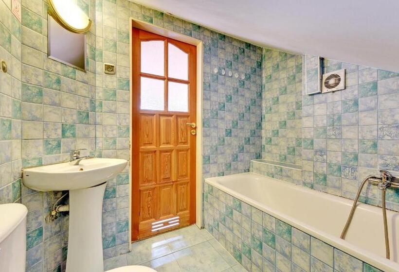 חדר סטנדרט לארבעה, Nice Rooms   Pokoje Gościnne