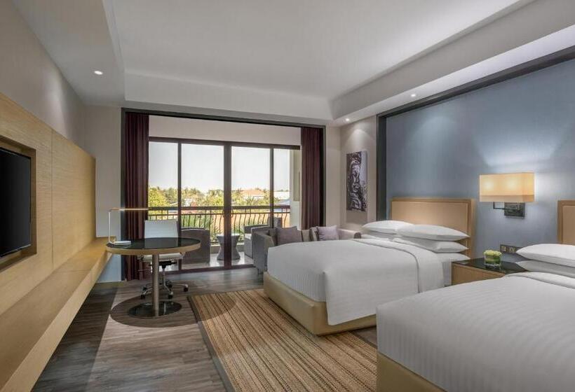带泳池观景的豪华房, Courtyard By Marriott Siem Reap Resort