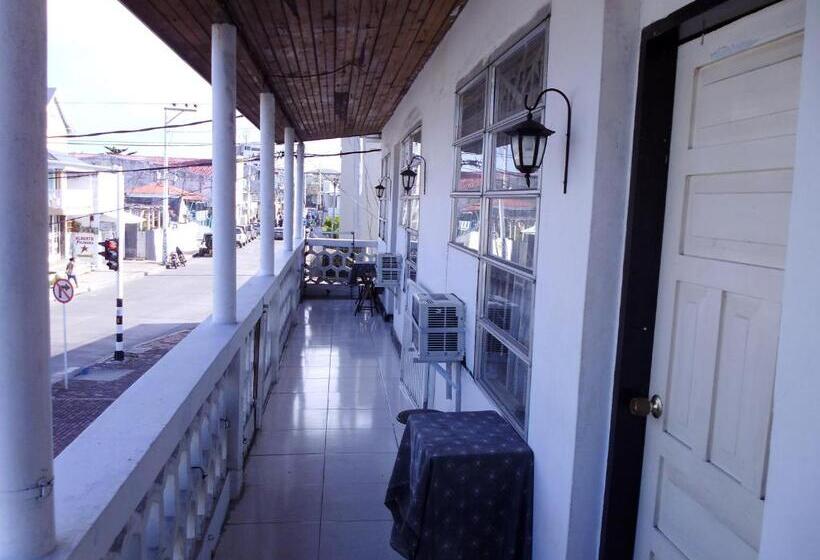 带阳台的豪华间, Posada Nativa Trinsan Centro