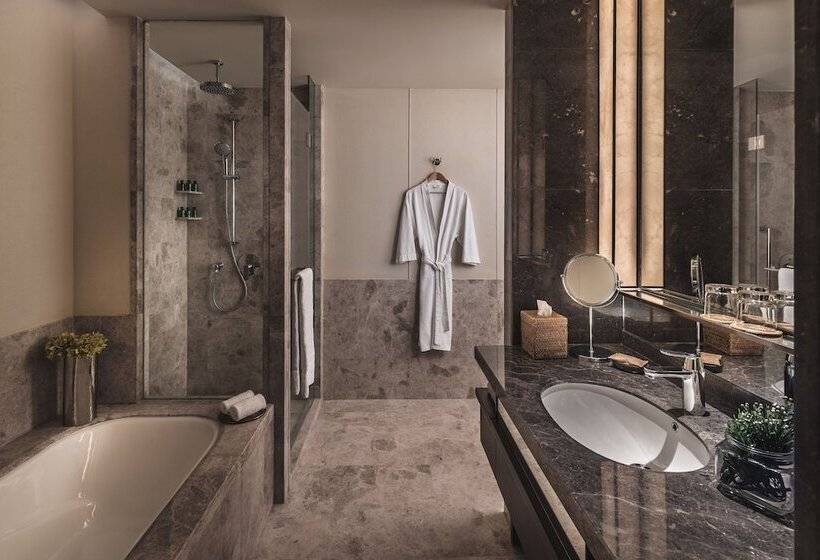 Номер Premium с Балконом, Shangrila Colombo