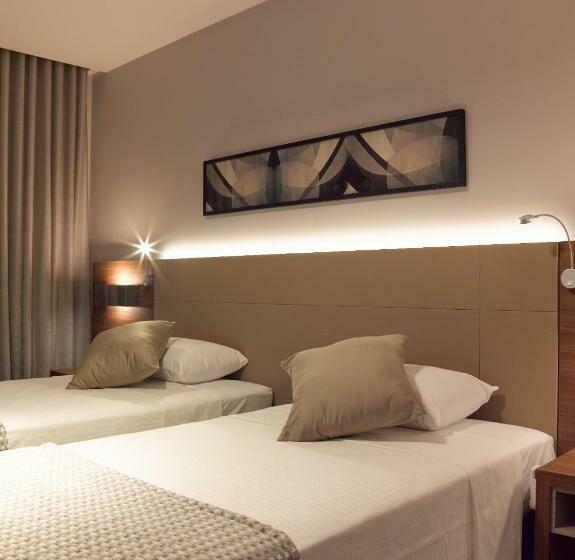 Номер Superior, Jl Hotel By Bourbon