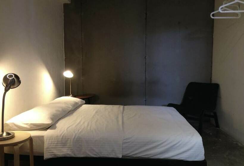 Номер Стандарт, The Frame Guesthouse   Hostel