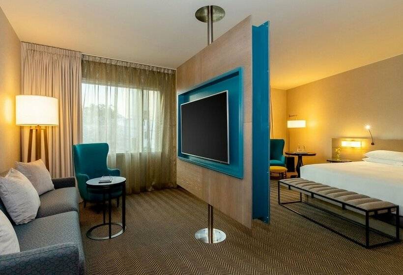 Полулюкс, Hyatt Centric San Isidro Lima